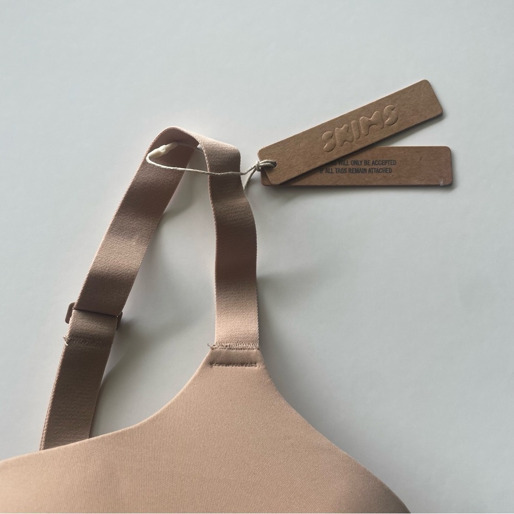 NWT SKIMS Fits Everybody T-Shirt Demi Bra Women’s 46D Clay Underwire Adjustable - Picture 4 of 8